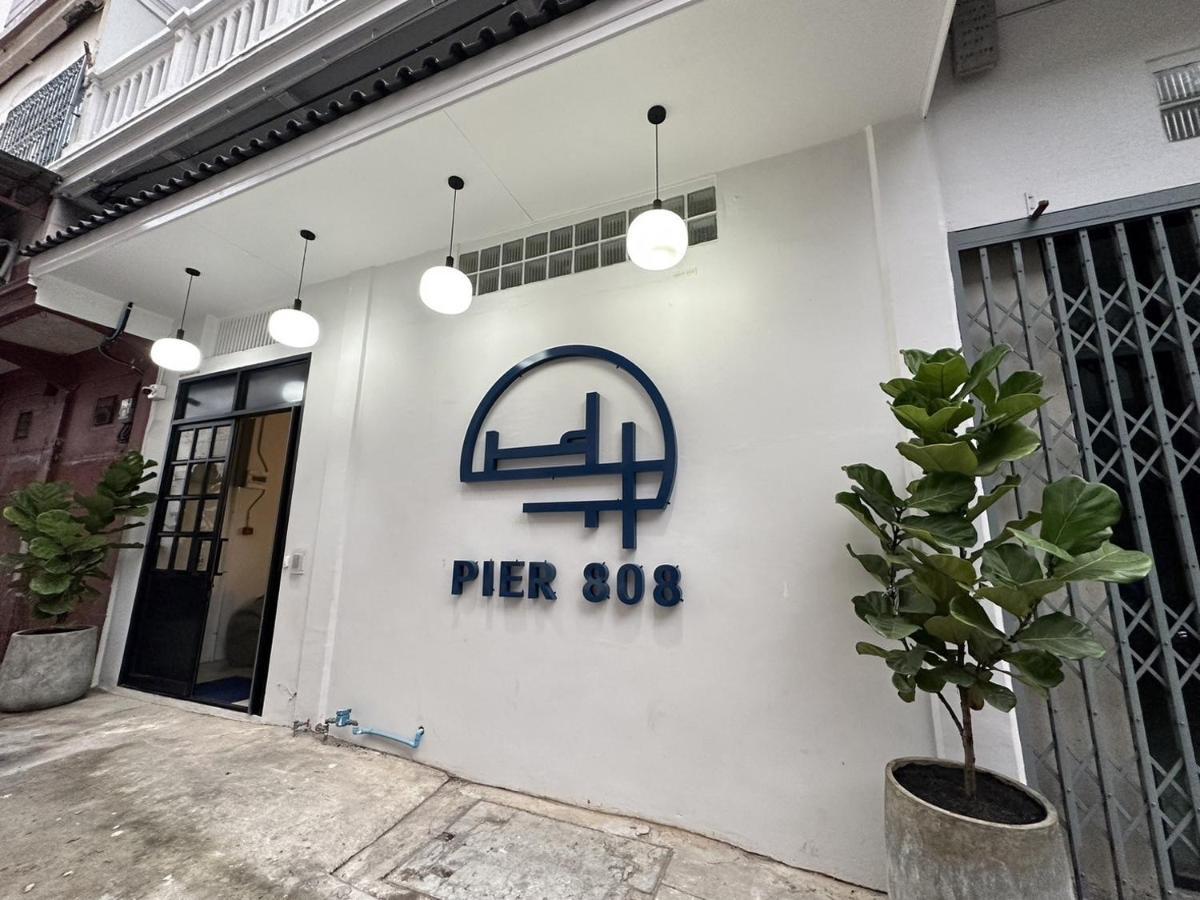 Pier 808 Hostel バンコク都 エクステリア 写真