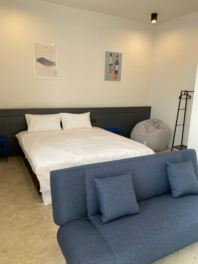 Pier 808 Hostel バンコク都 エクステリア 写真