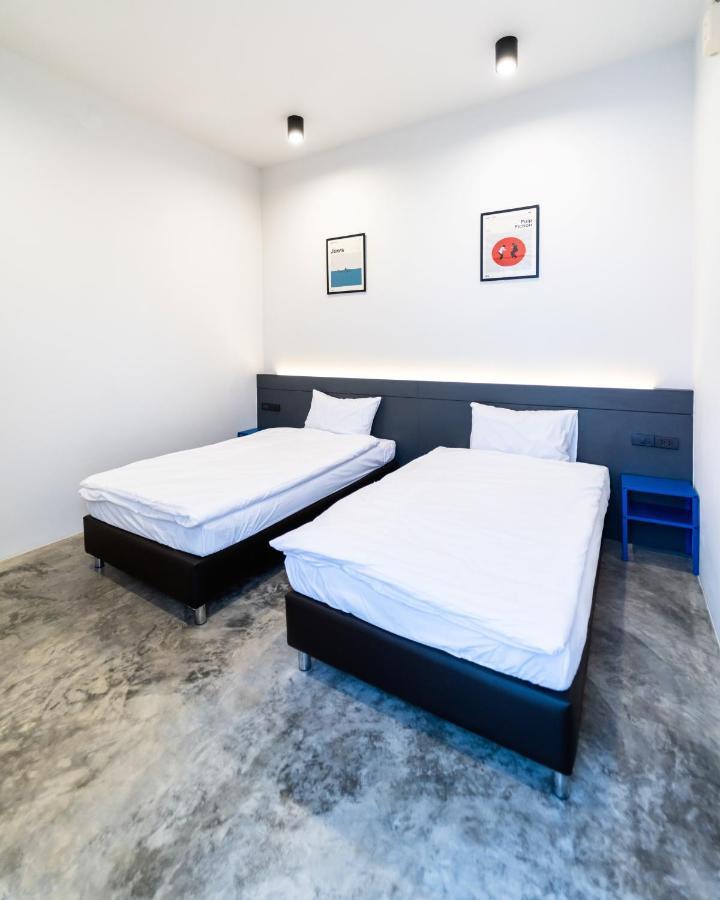 Pier 808 Hostel バンコク都 エクステリア 写真