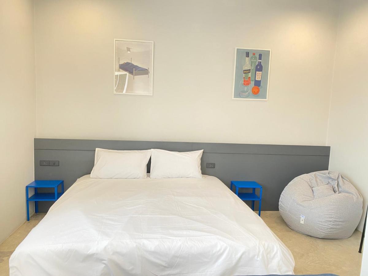 Pier 808 Hostel バンコク都 エクステリア 写真