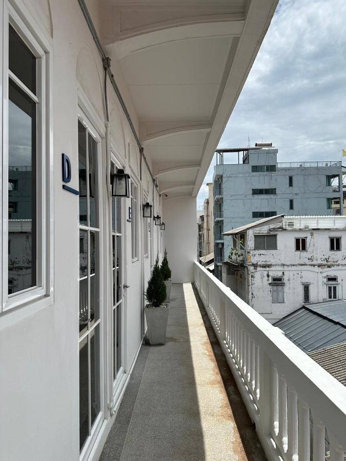 Pier 808 Hostel バンコク都 エクステリア 写真