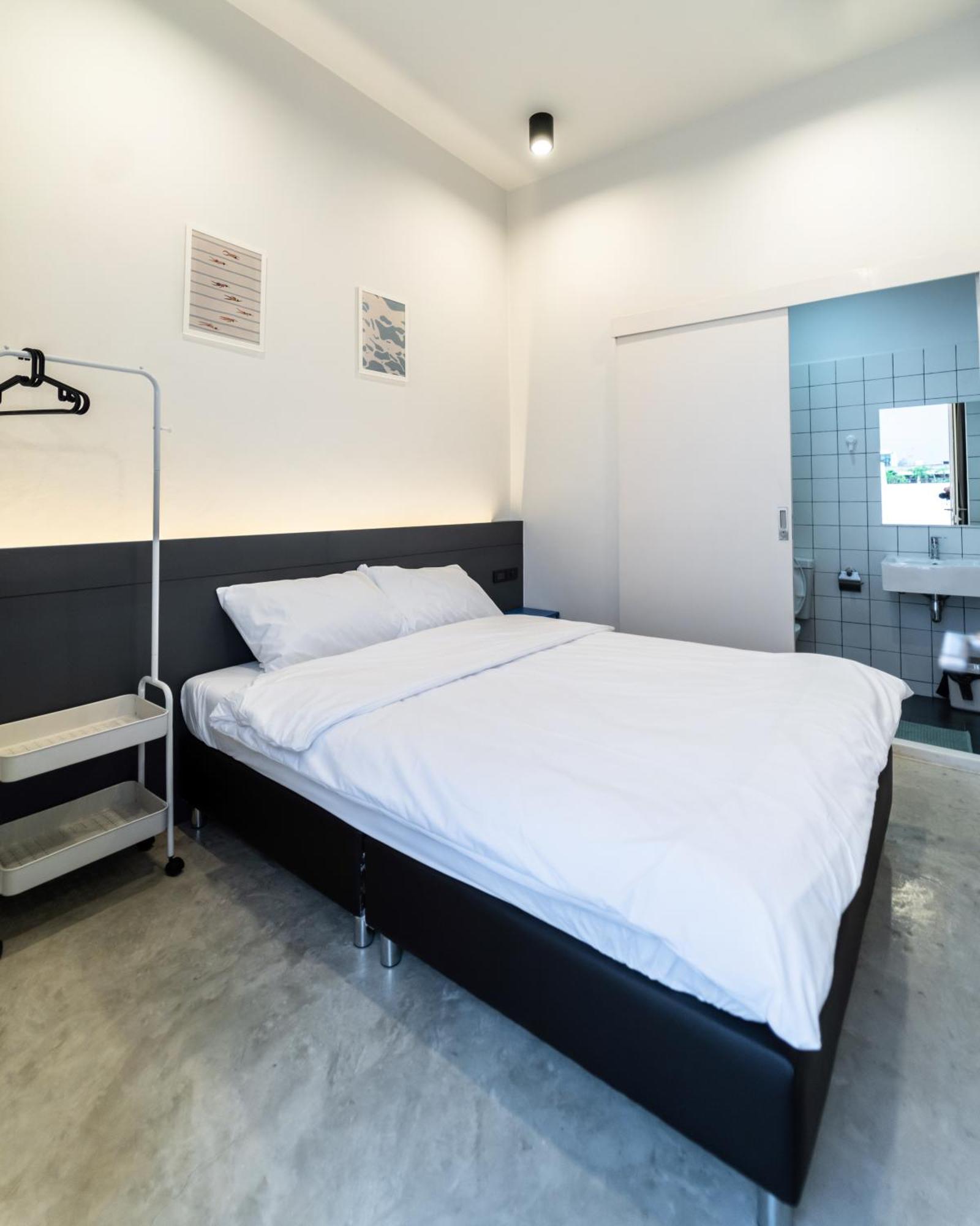Pier 808 Hostel バンコク都 エクステリア 写真